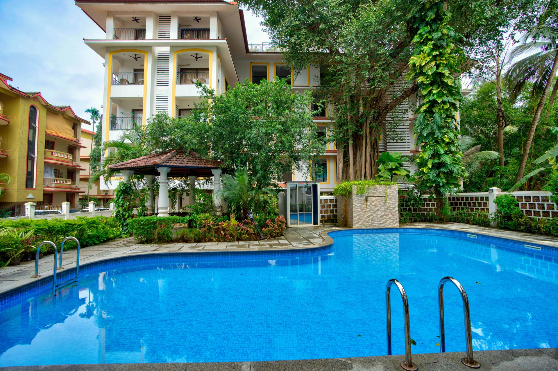 Cozy 2bhk apartment-goa villa rentals-villa goa airbnb