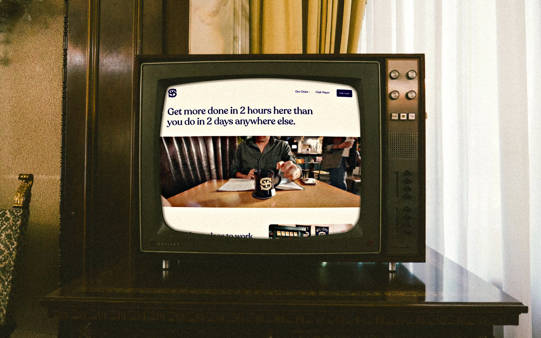 Old TV set showing the Switchayrds homepage