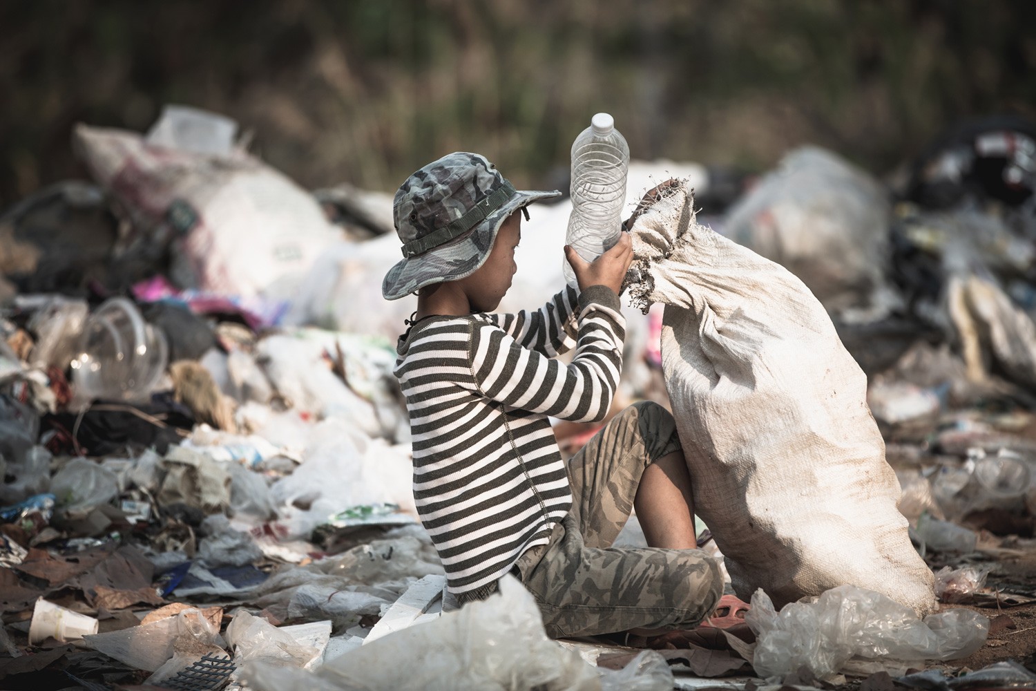 OAK Foundation Handbook Child Poverty