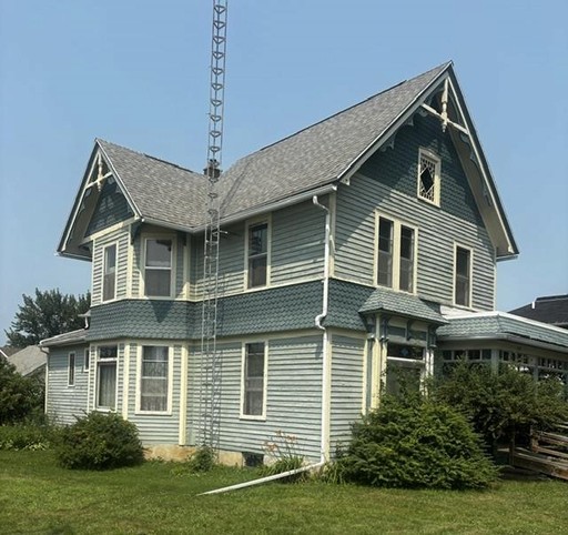 110 E Pine Street, Lancaster