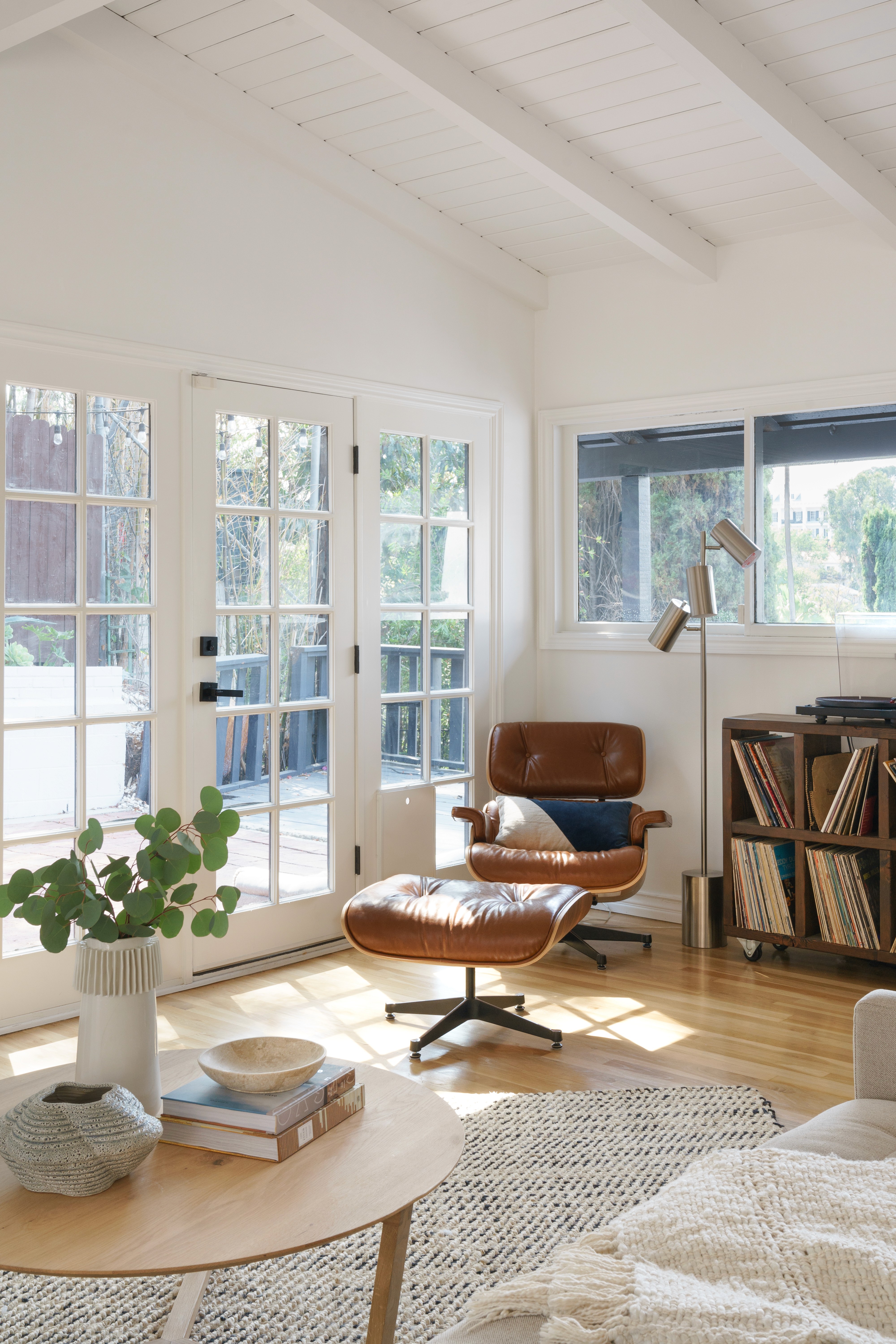 Mid-century living room refresh with a blend of classic design and contemporary comfort  by Ventura & Los Angeles interior designer Jubilee Interiors