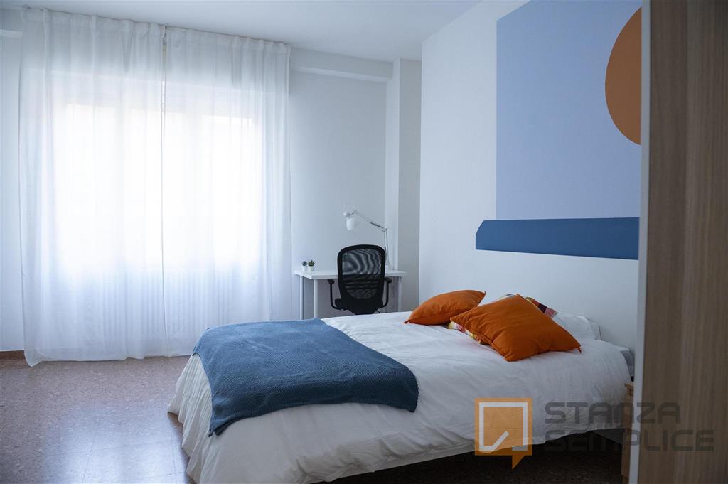 Stanza singola di 18 mq in Via Bruni, Forlì – 470€ tutto incluso, cauzione zero