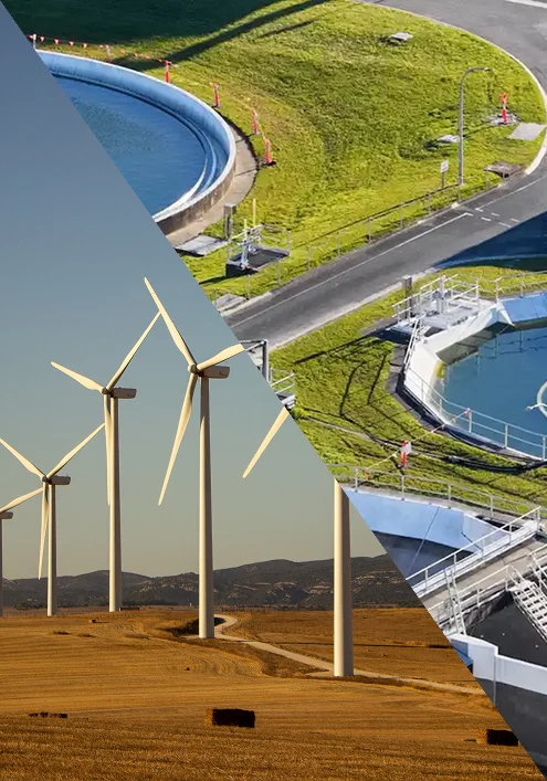 Montage en diagonale d'éoliennes dans un champ de blé et d'une station de traitement des eaux vue du ciel.