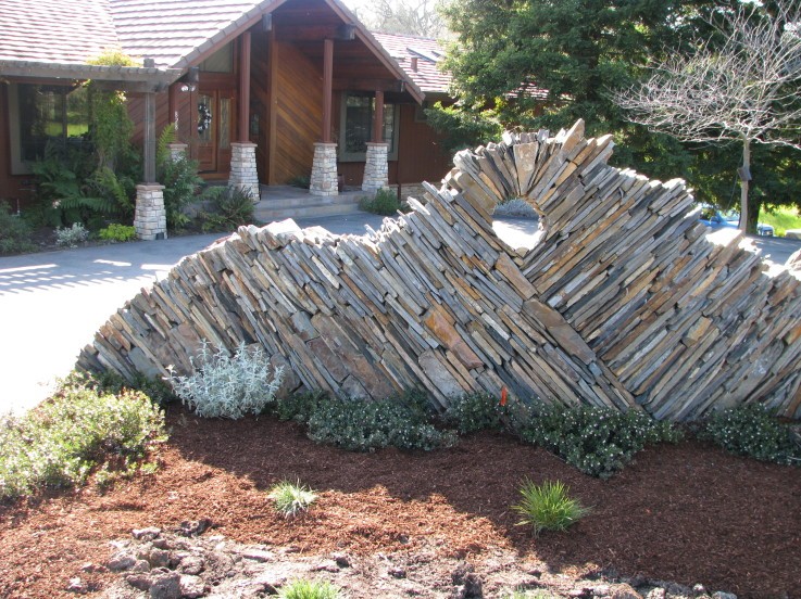 Trockenmauerkunstwerk Trockensteinmauer von Dean McLellan