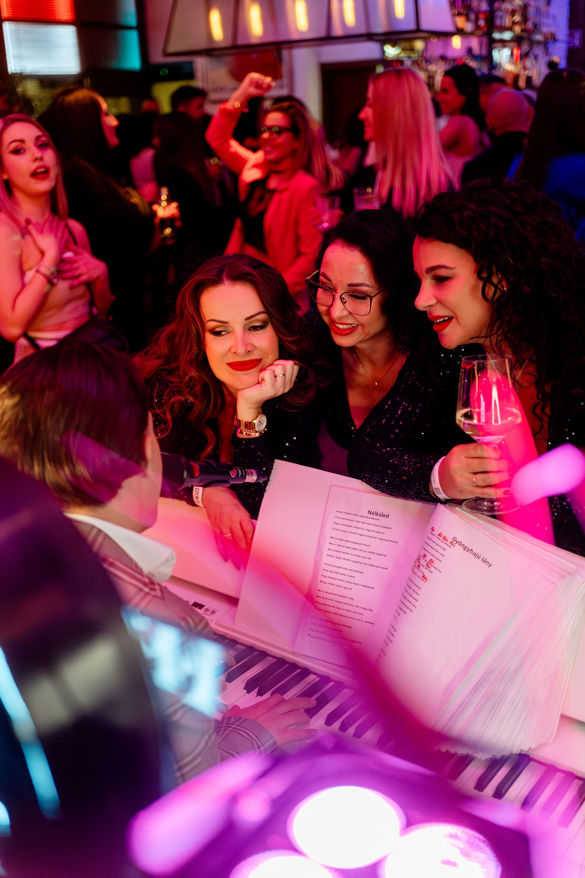 GEGE PIANO MOM LEROY 