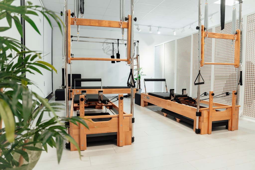 a room filled with lots of different types of equipment
