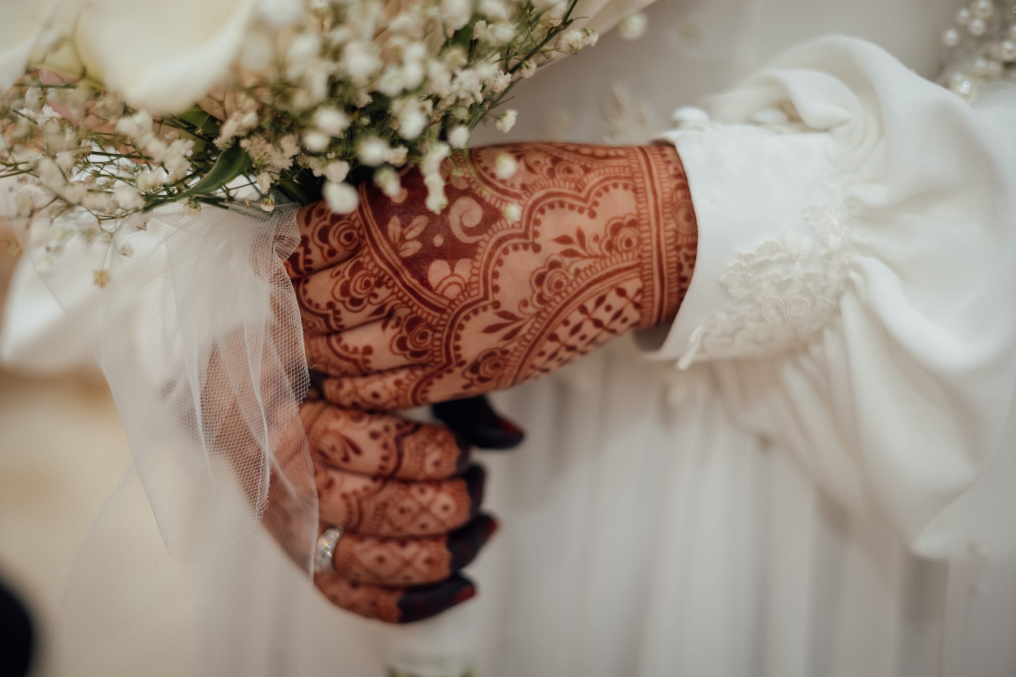 Close-up of bridal henna done by Rouhihenna.