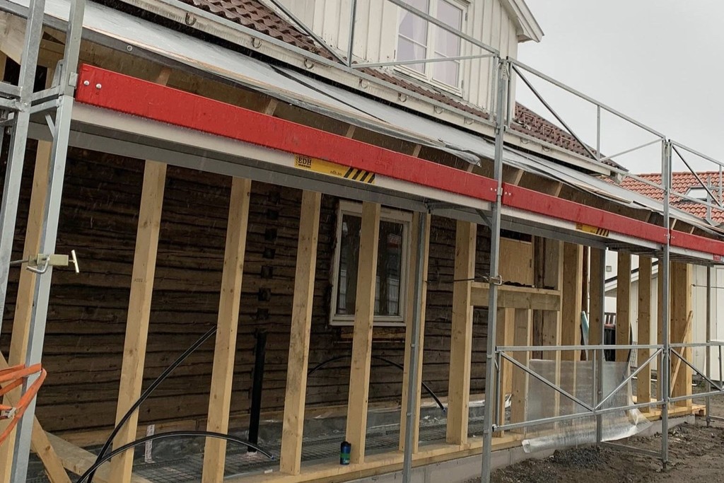 Tilbygg på bolig, byggmesterarbeid i Larvik