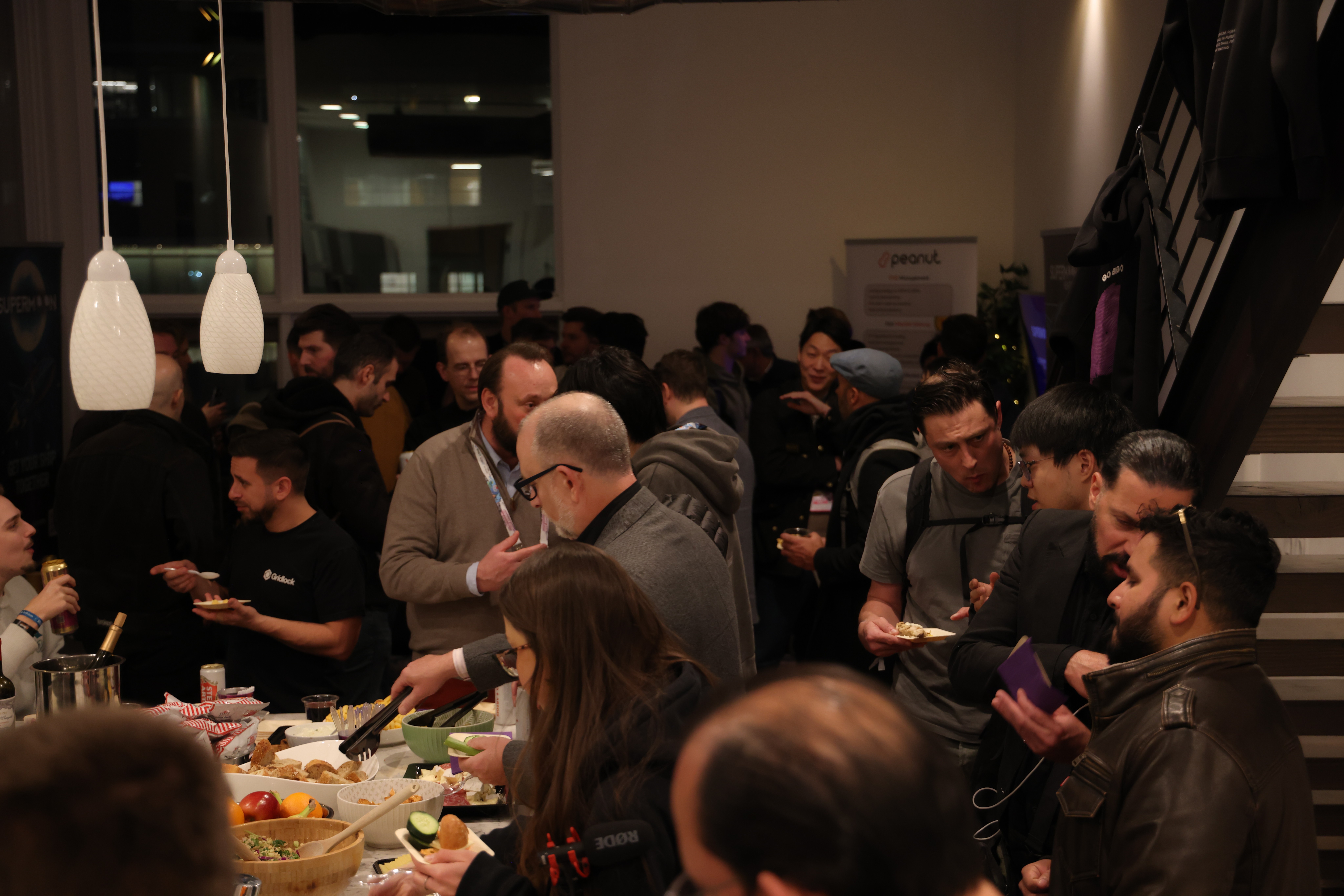 Supermoon network of founders & investors