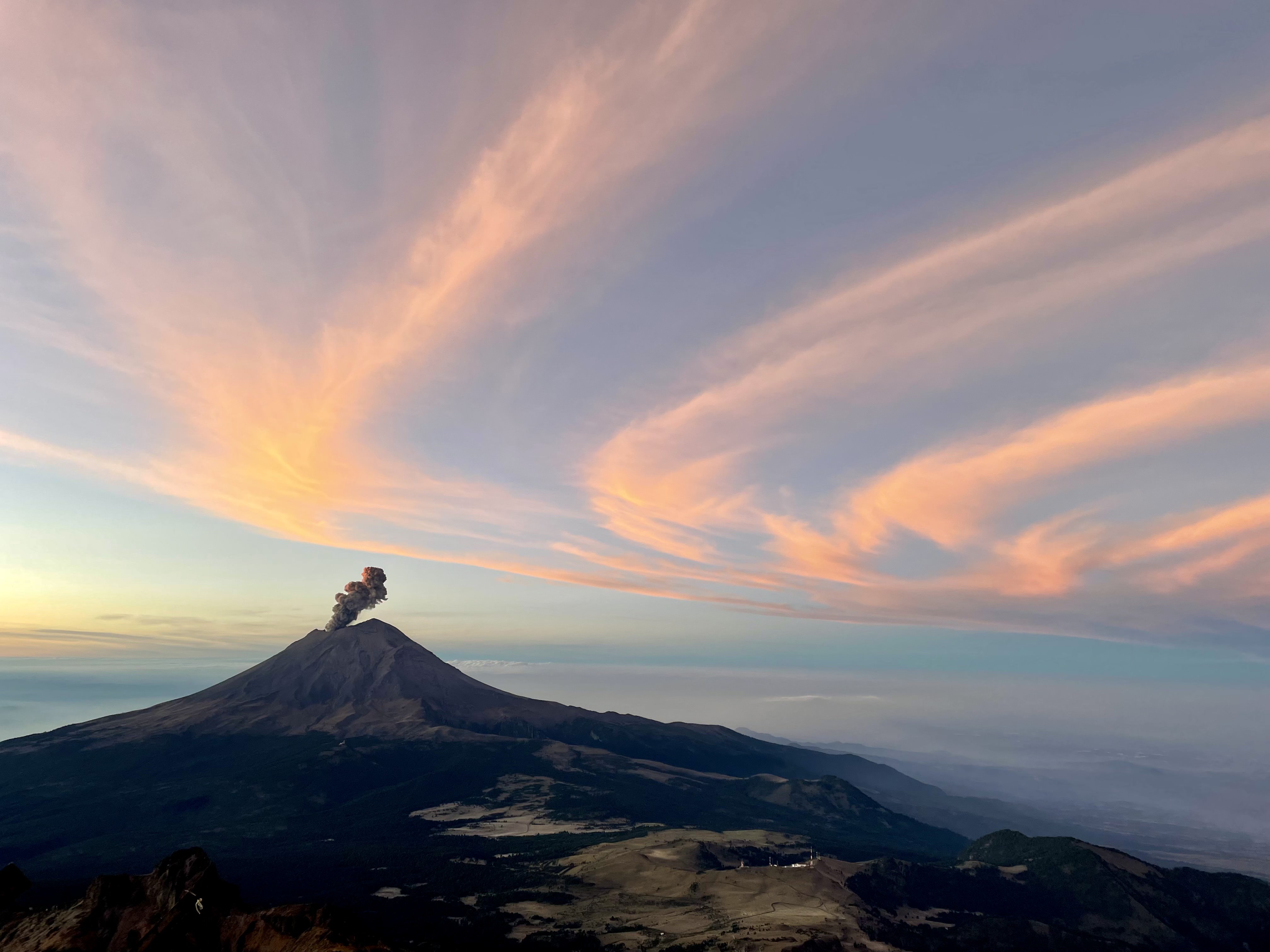 Skyline Mountain Guides