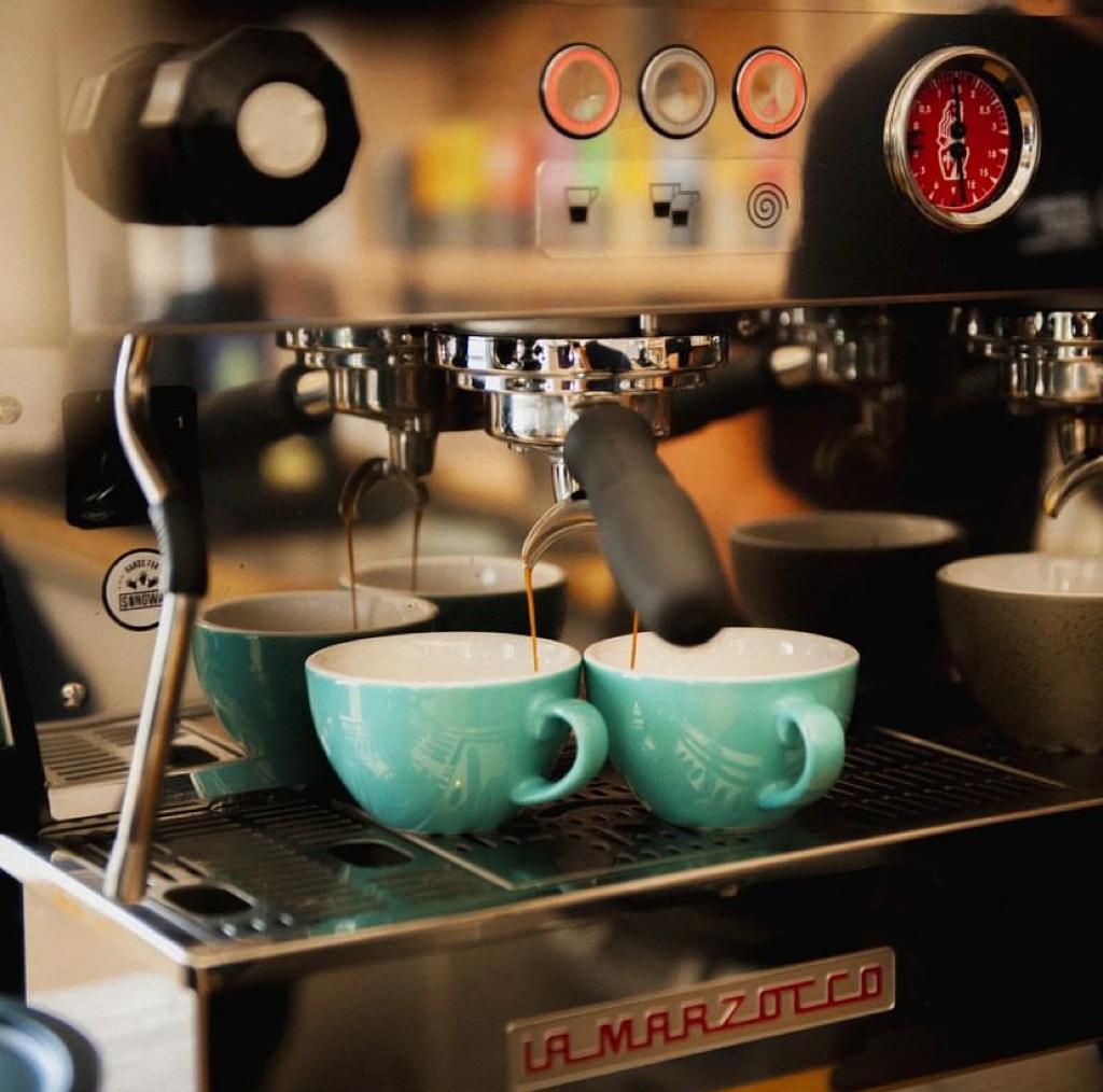 Grain store coffee machine