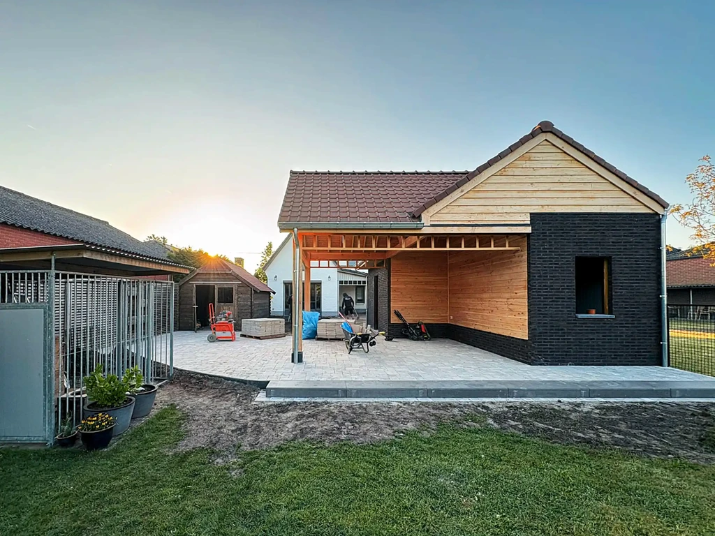Voorbeeld van een gerealiseerd tuinproject door De Boogerd, met aandacht voor detail, duurzaamheid en maatwerk.