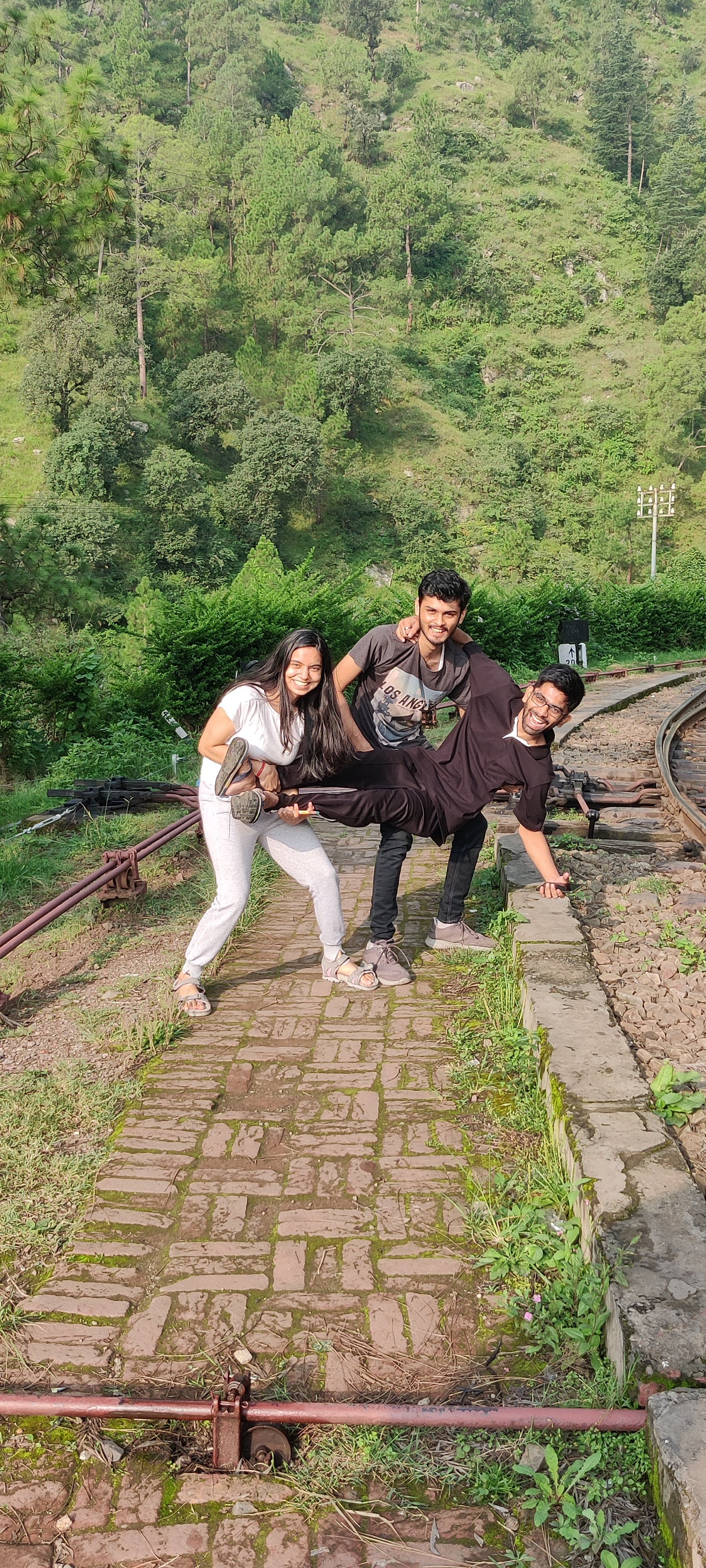 I mage of Richa Chordia somewhere in shimla
