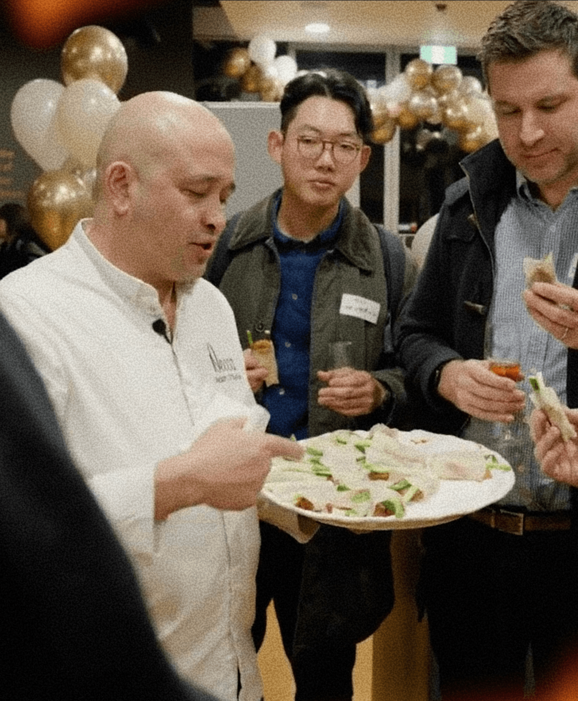 Sales teams booking meetings with mail