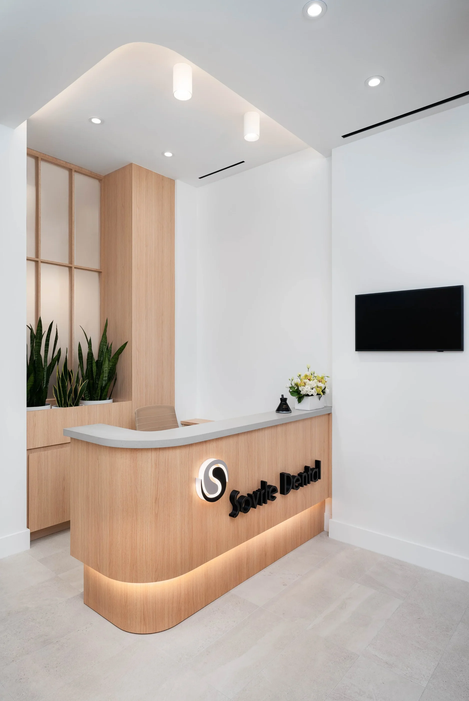 Front dental reception at Sovrle Dental Clinic in North York, Ontario: the best dentist in North York, Ontario