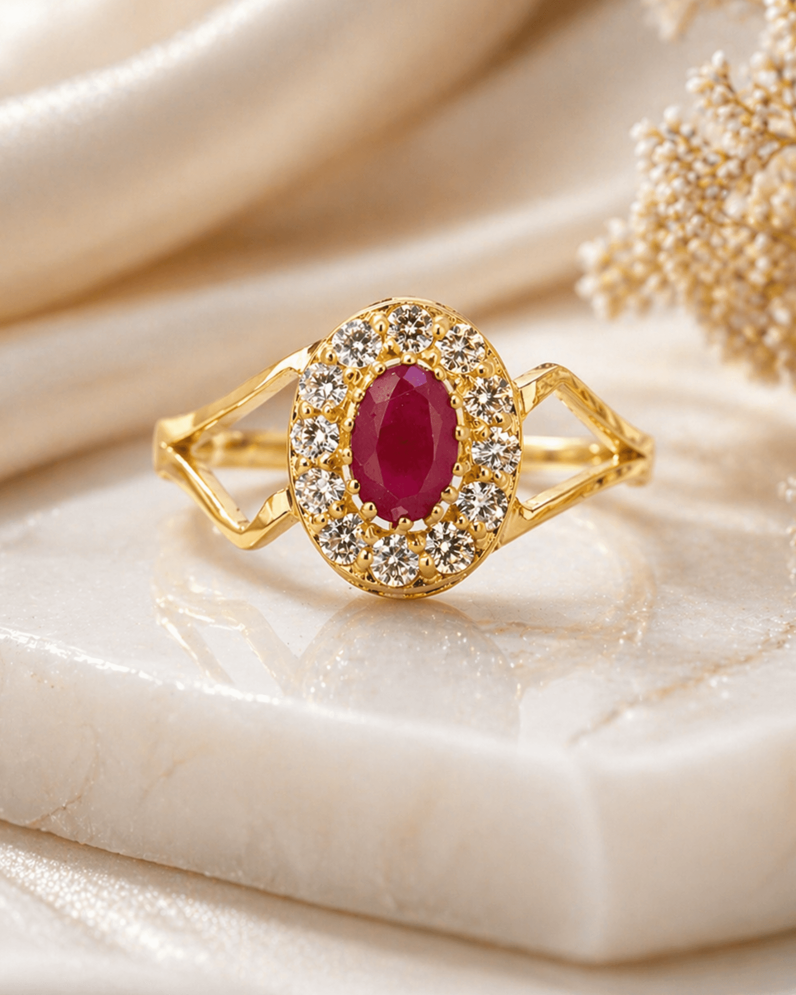 Bloomy ruby ring