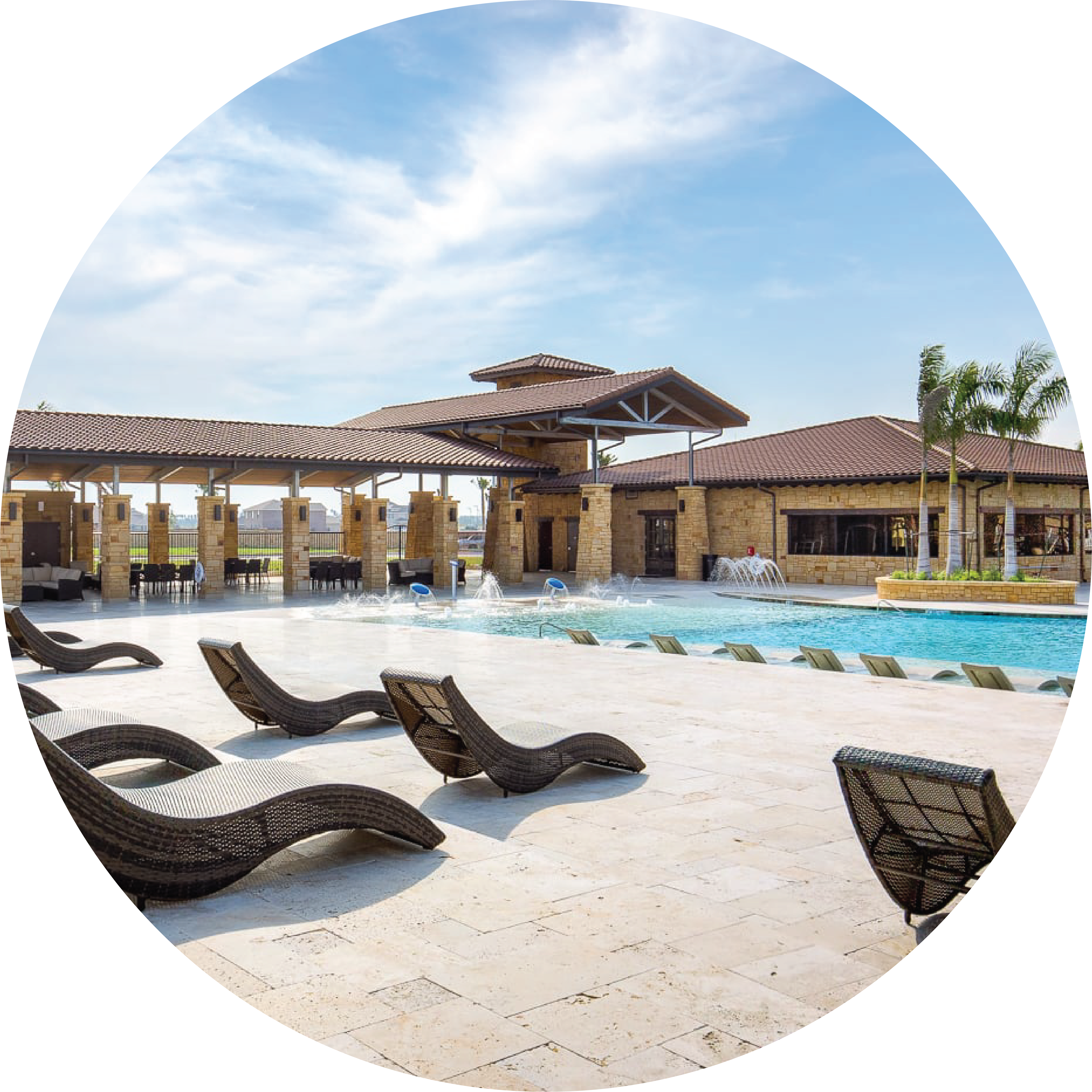 Large community pool at Tres Lagos McAllen, TX