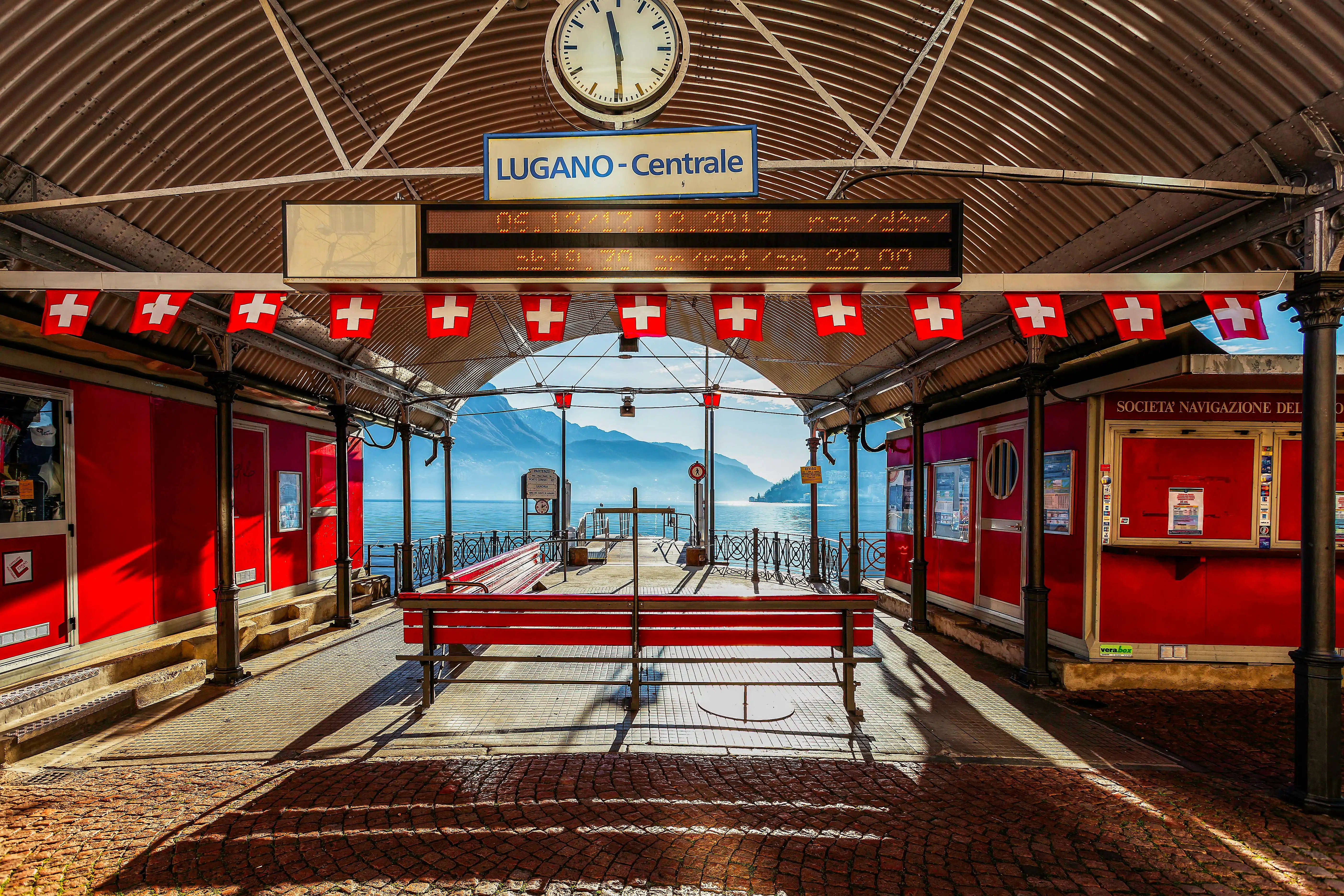 Lugano Bahnhof Schweiz