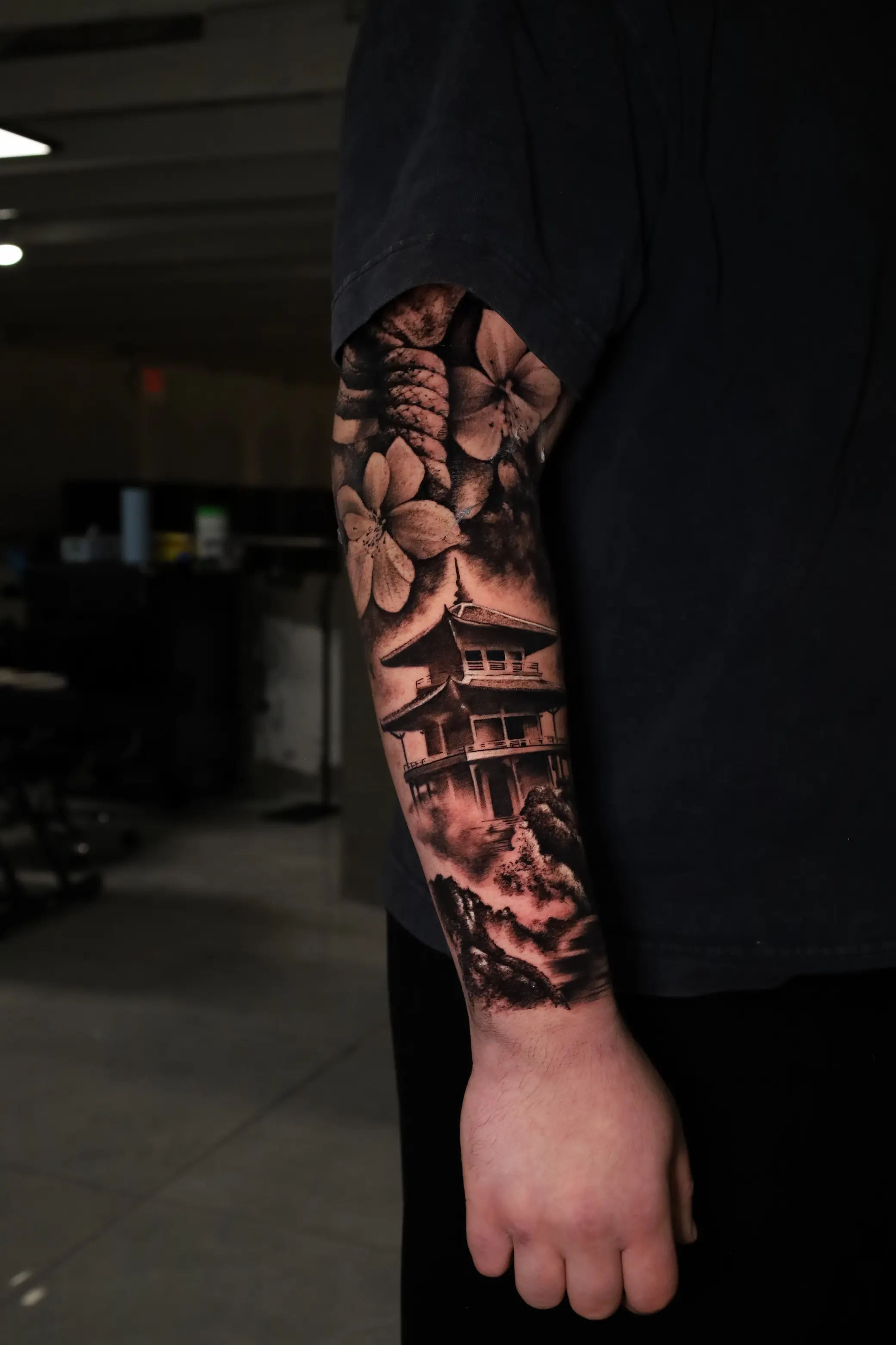 taylor tharp tattoo