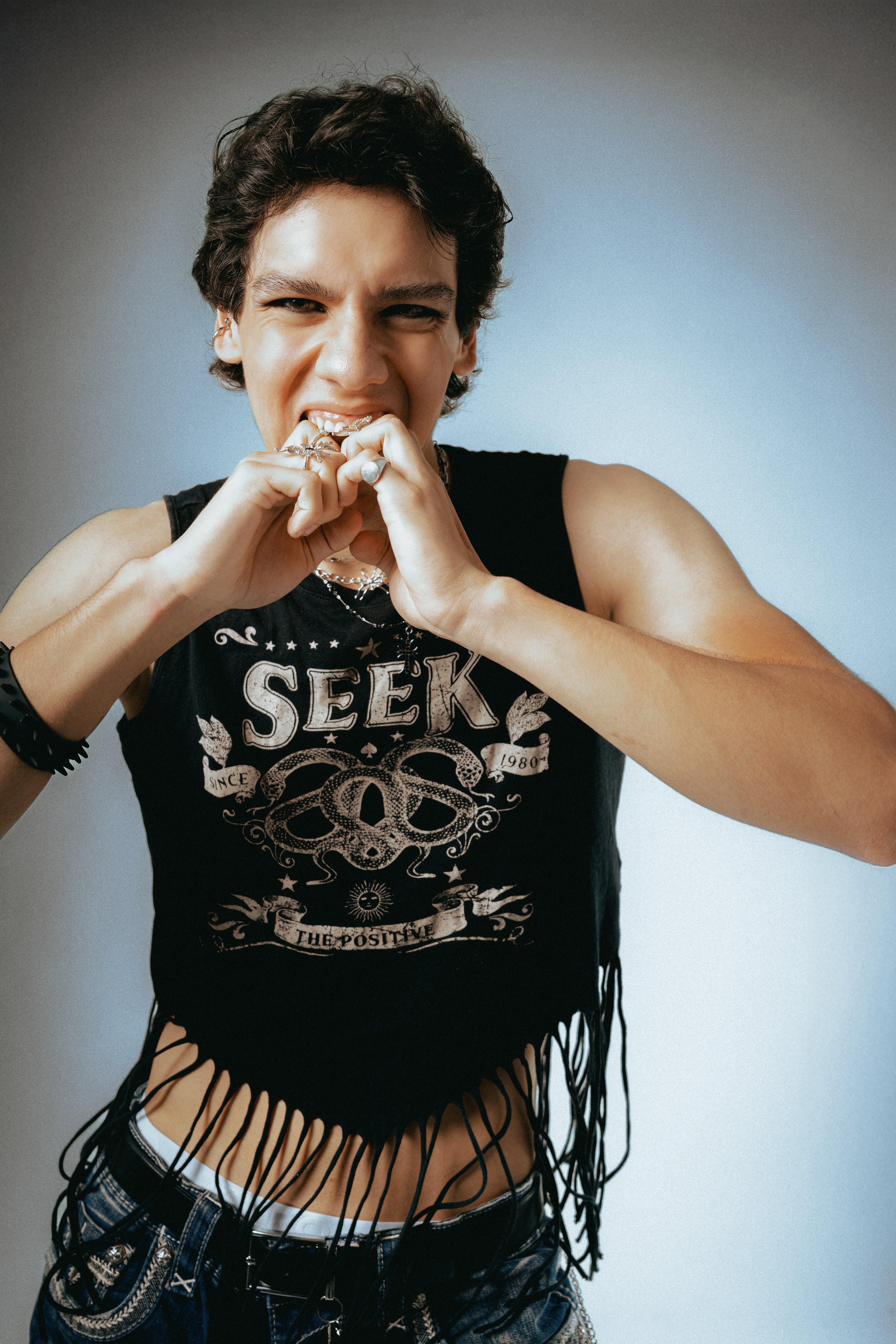 Fernando Vázquez — 16