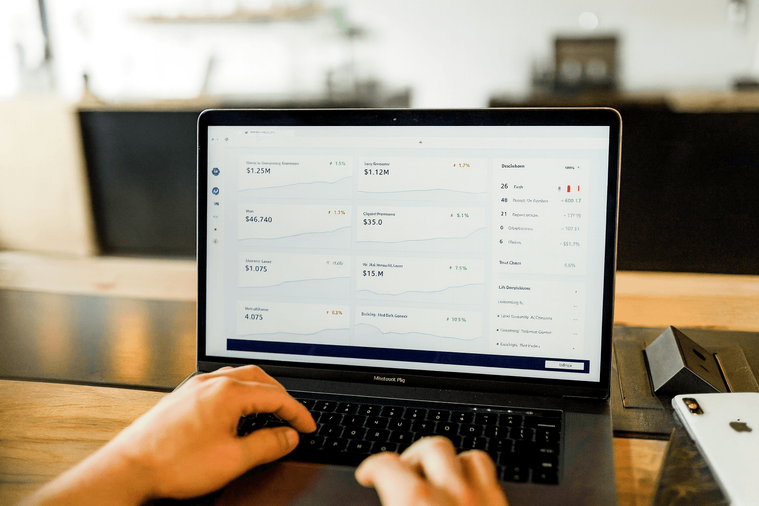 Amazon FBA prend en charge l’emballage et l’expédition, vous libérant pour des tâches stratégiques comme le marketing ou la recherche de fournisseurs. Boostez votre efficacité et vos ventes.