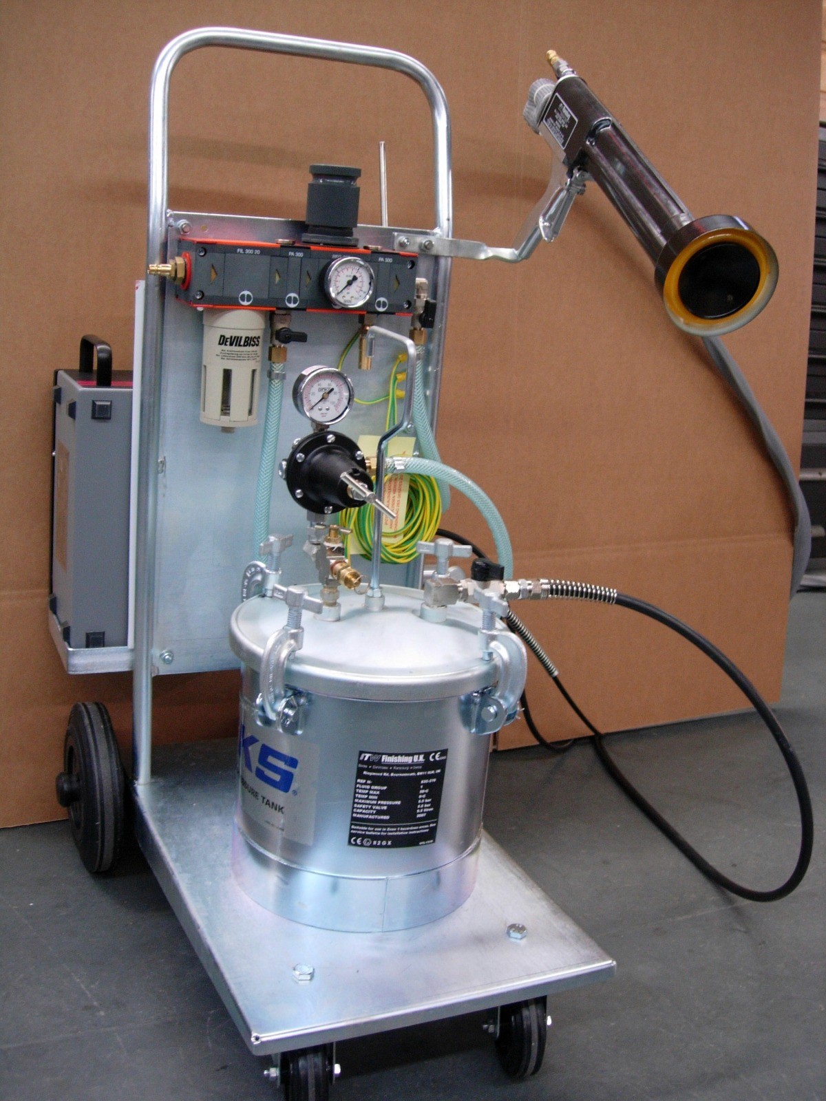 worker on laboratorium