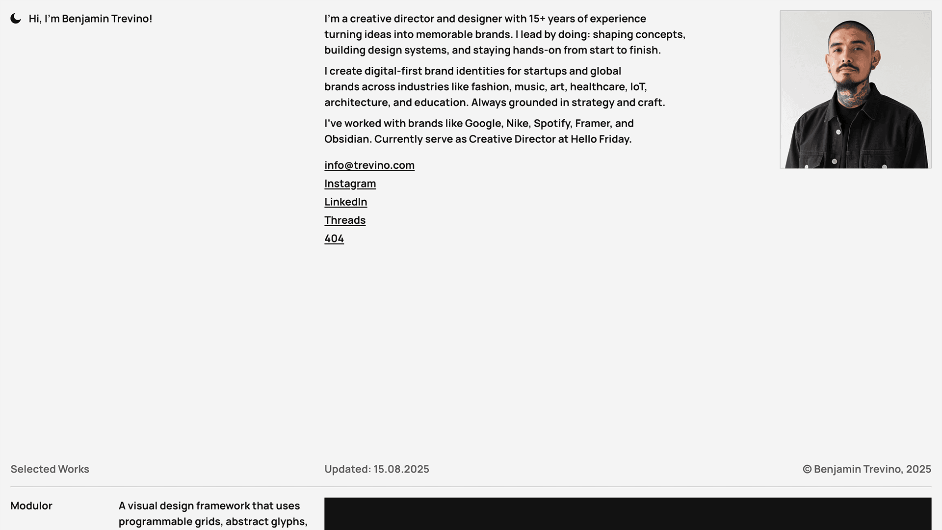 Plyń Framer template