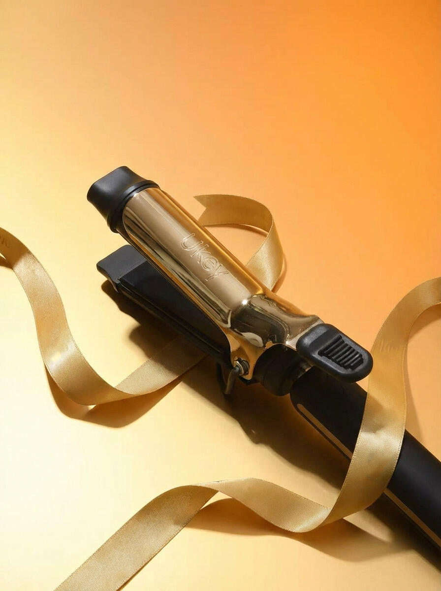 Hair curler styling tool photography by Lefty Studio