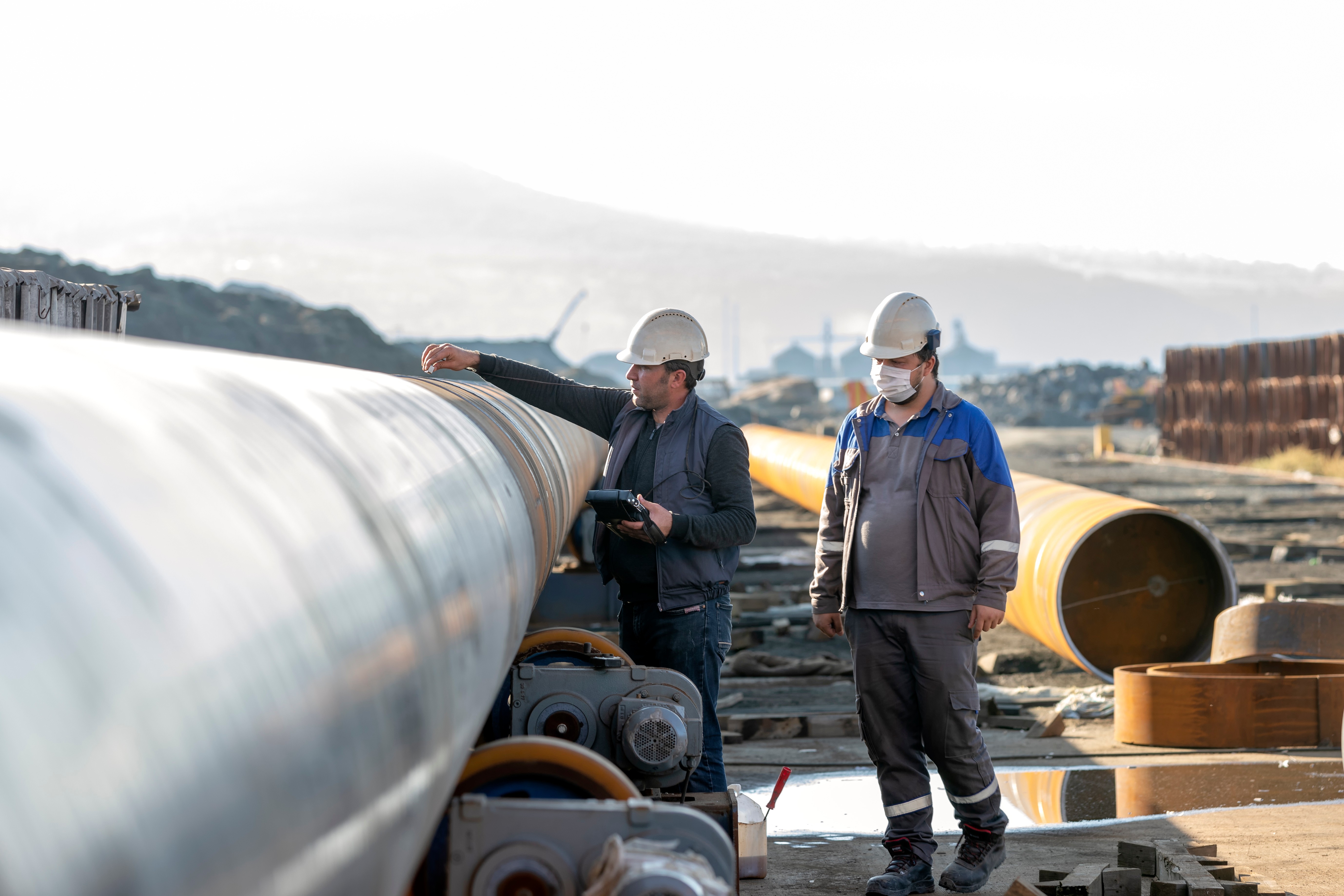 Dynamic picture of a cyclist riding downhill