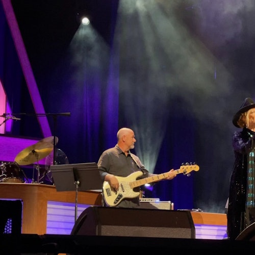 Grand Ole Opry Country Music Show