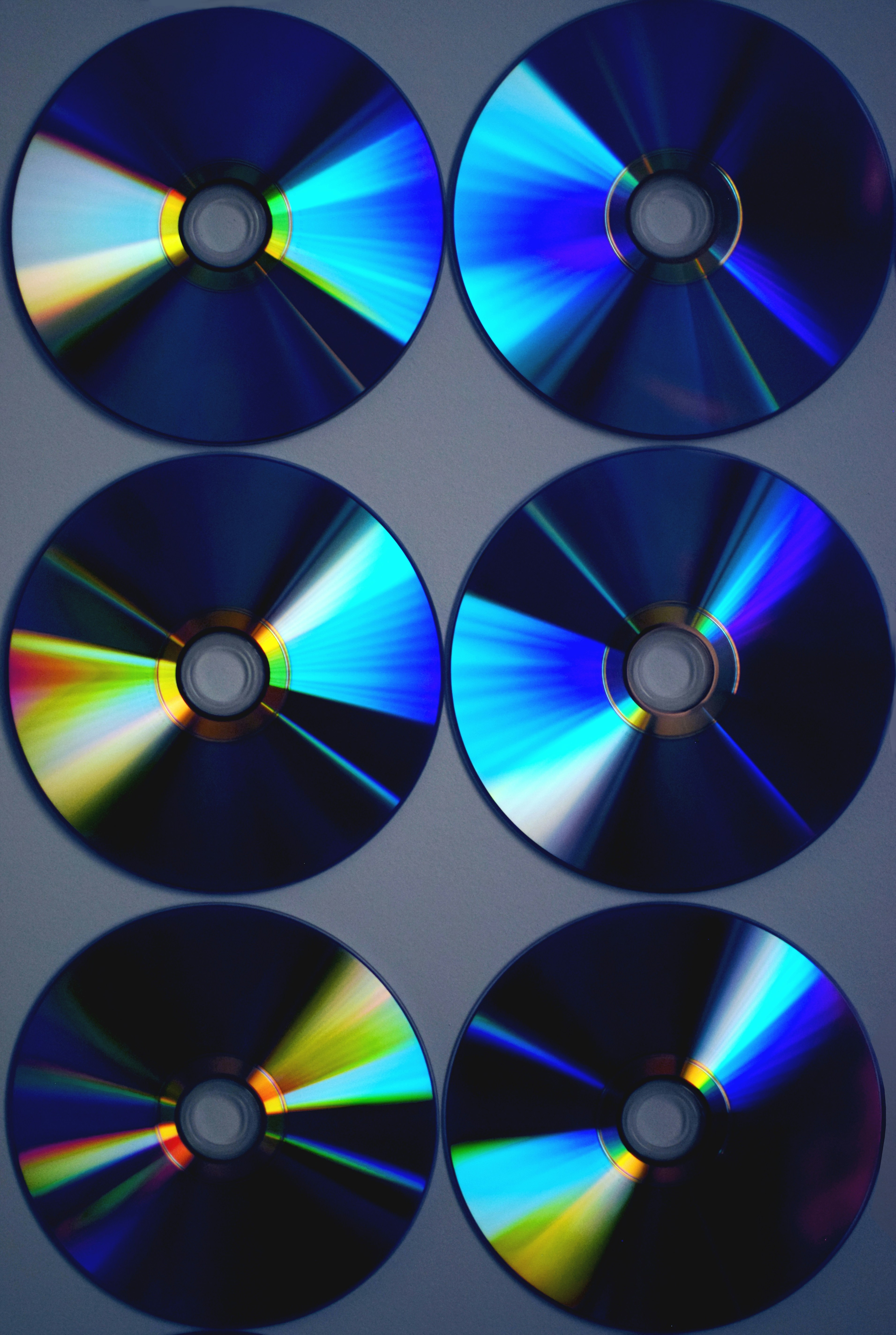 Multiple Discs (CD/DVD)