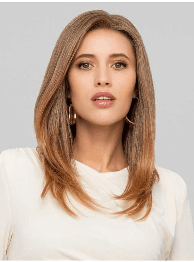 Frau mit einer Perücke von Gisela Mayer