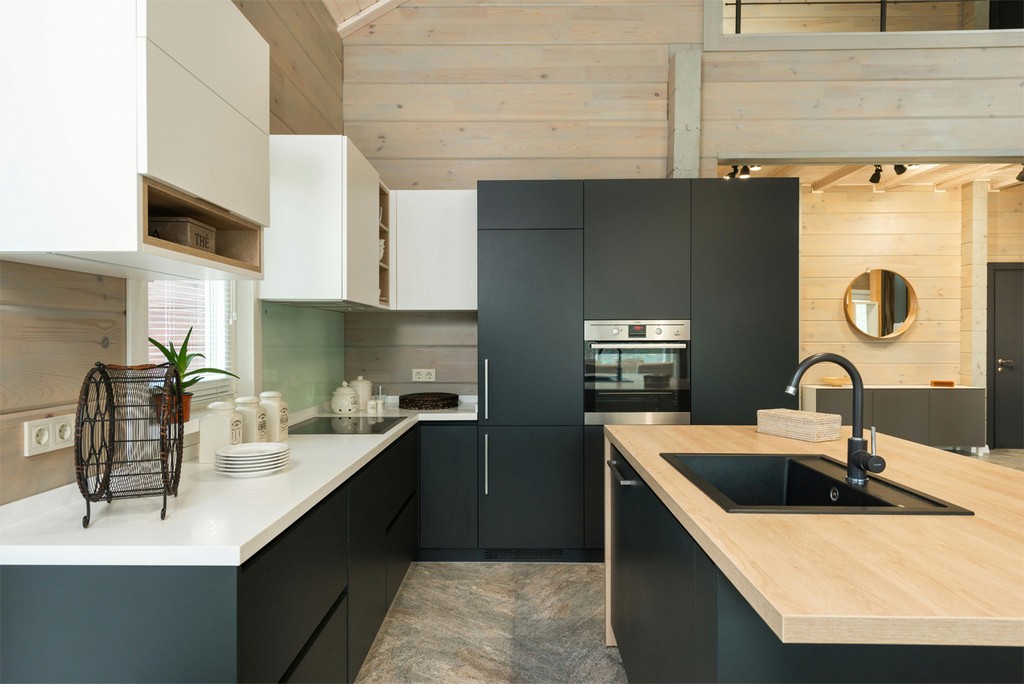 Kitchen photo after renovation