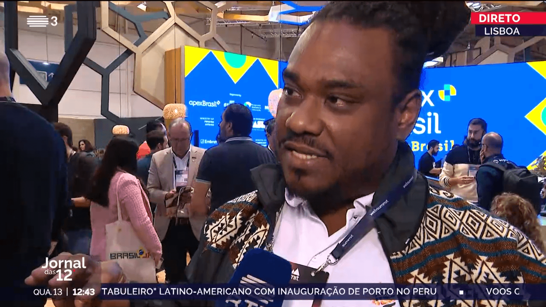 Carlos Humberto, CEO da Diaspora.Black, concendendo entrevista