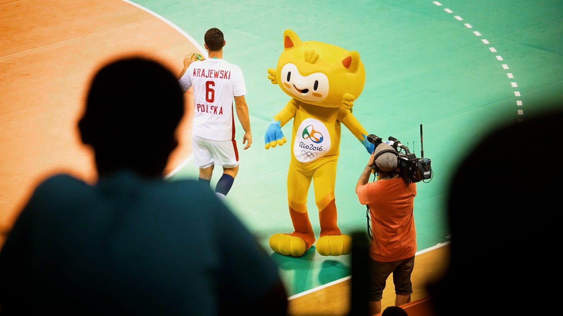 Institutional film of the Olympic Games mascot during EF Youth Leadership Forum