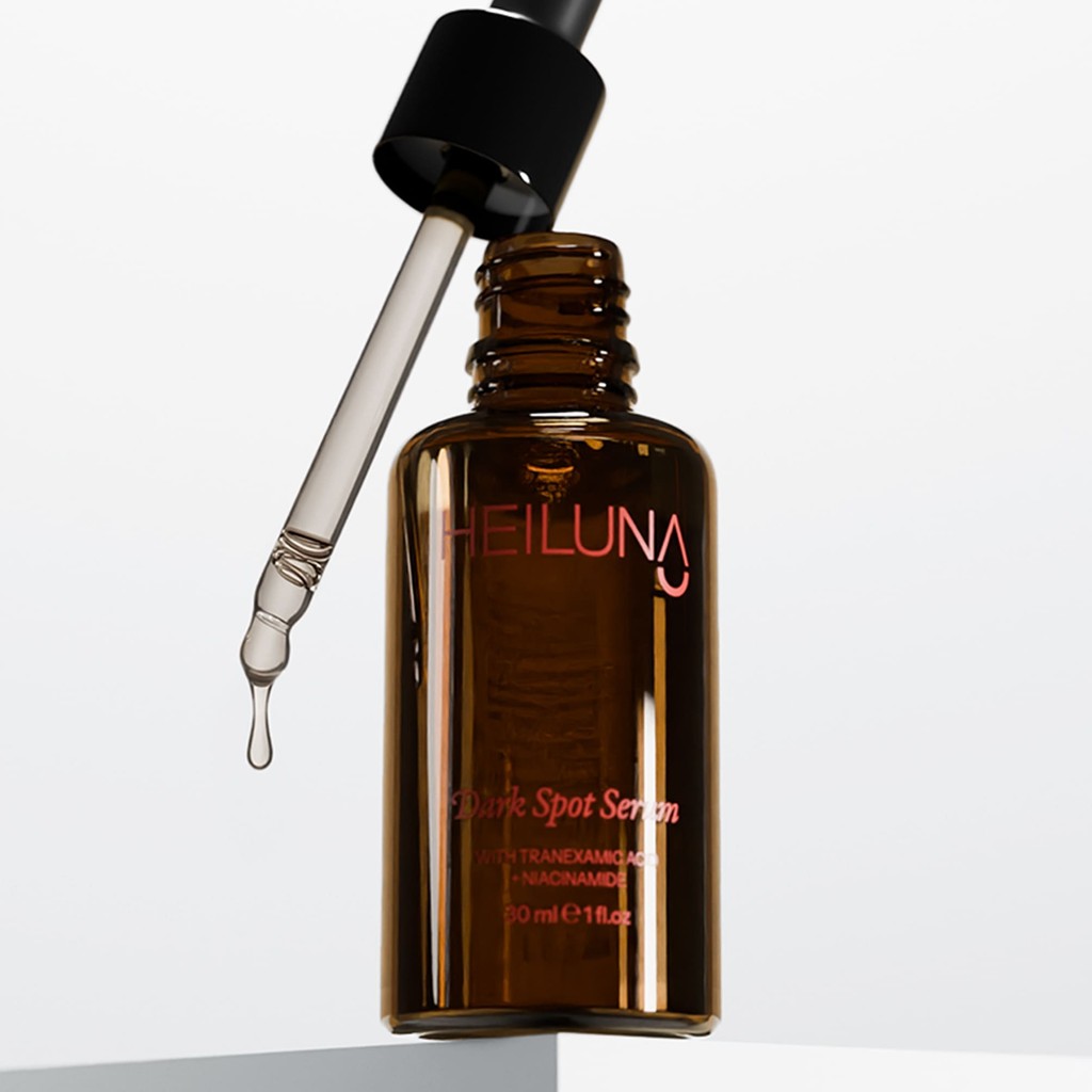 Heiluna Dark Spot Serum 3D Modelling Luxury Cosmetic Packaging Design by The Ocean Design