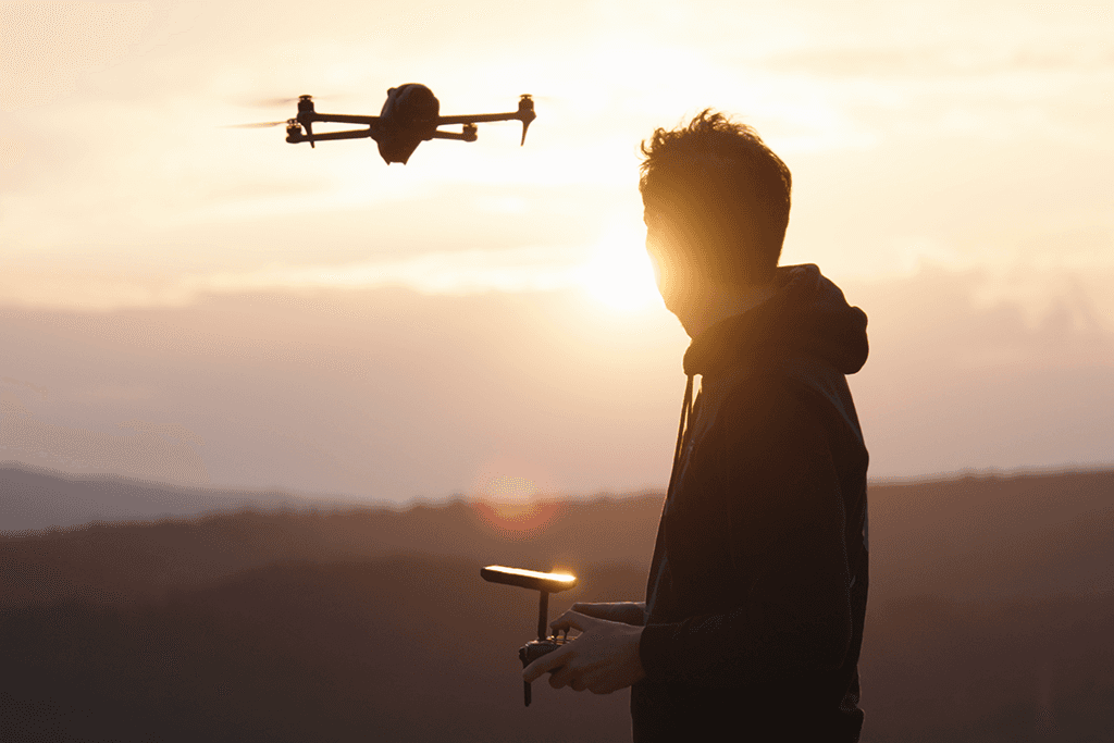 Maxime fait voler son drone