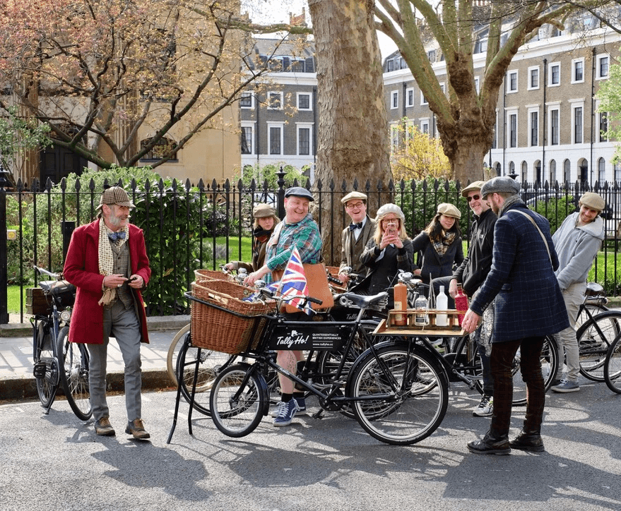 The Tally-ho London Gin Safari bike tour reveals gin from a bicycle