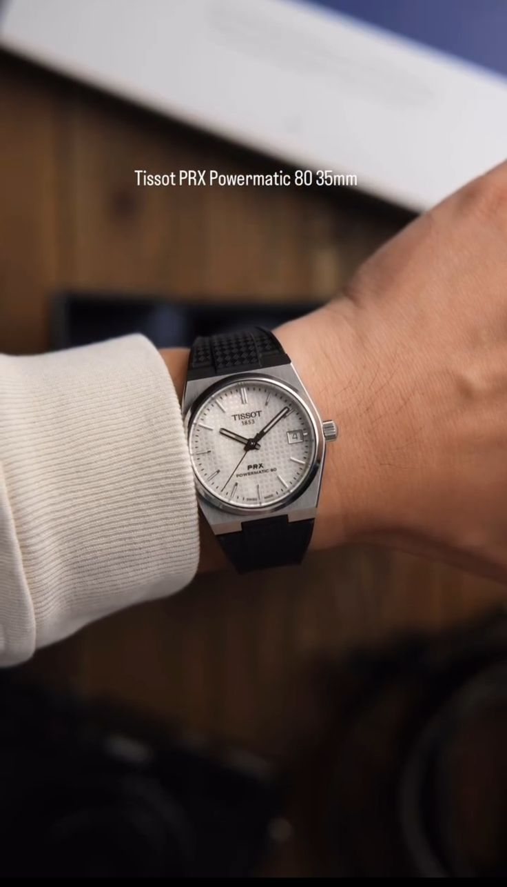 a couple of chairs sitting next to each other