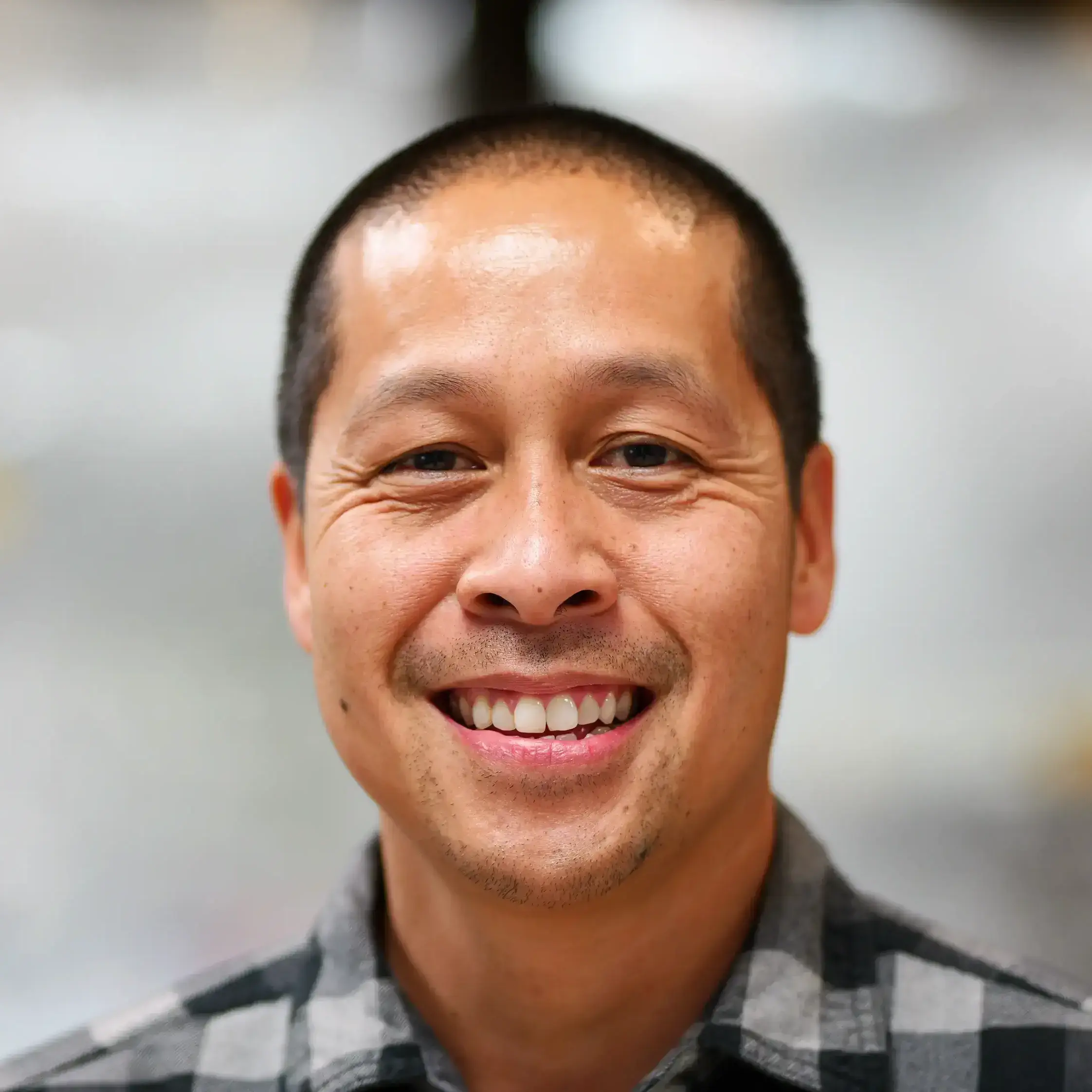 Huey Nguyen headshot