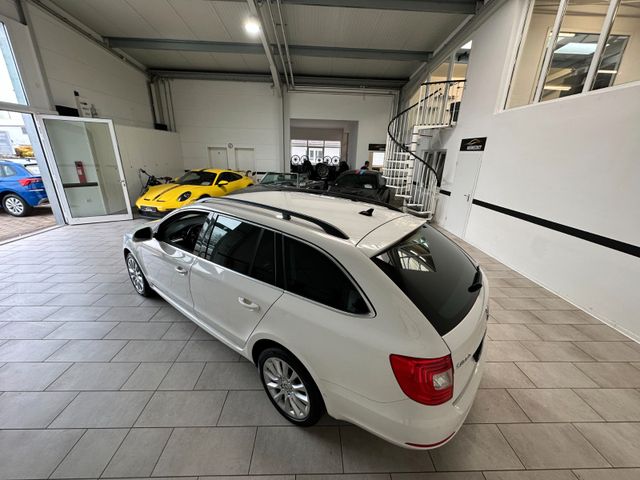 SKODA Superb 2013 WHITE Gebrauchtwagen - Galeriebild 14