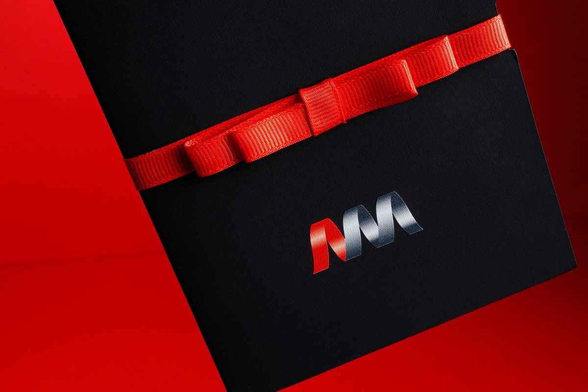 Postcards for "Lider-M" printed on designer paper with digital printing.