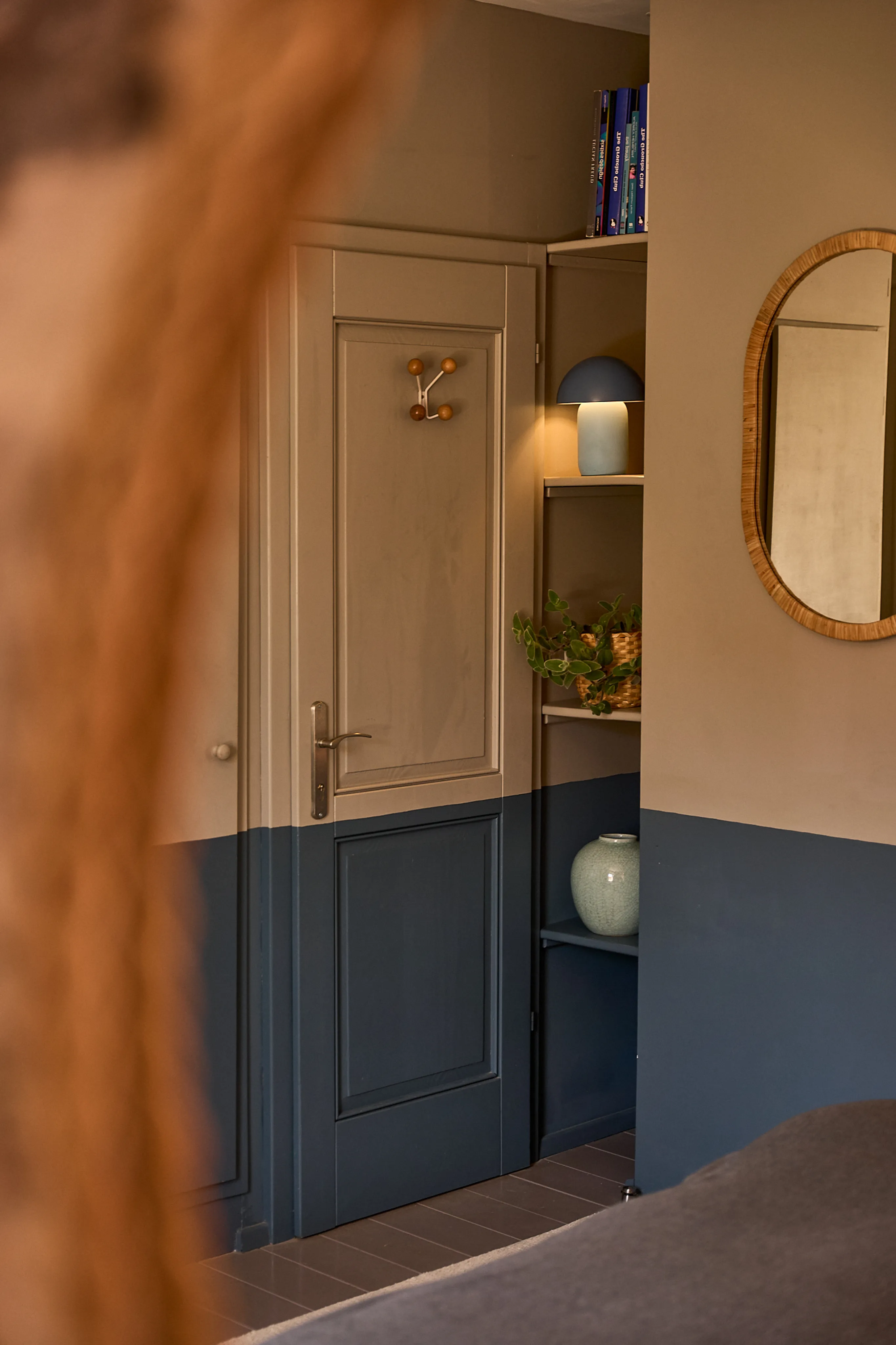Built-in wardrobe with open shelving and mushroom lamp, Silvija Suite, Hidden House Stari Grad