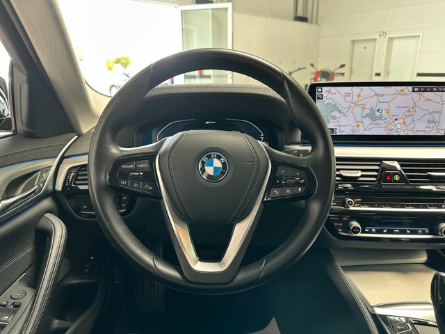 BMW 530 2022 BLACK Gebrauchtwagen - Galeriebild 13