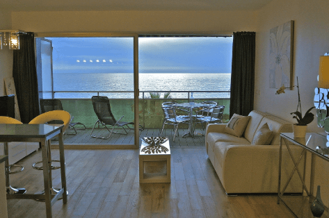 worker on laboratorium