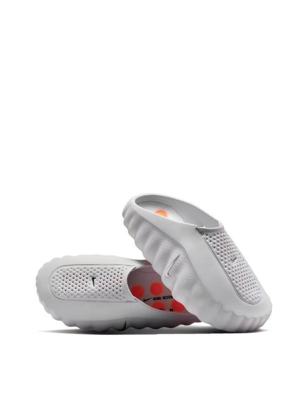 Nike Mind 001