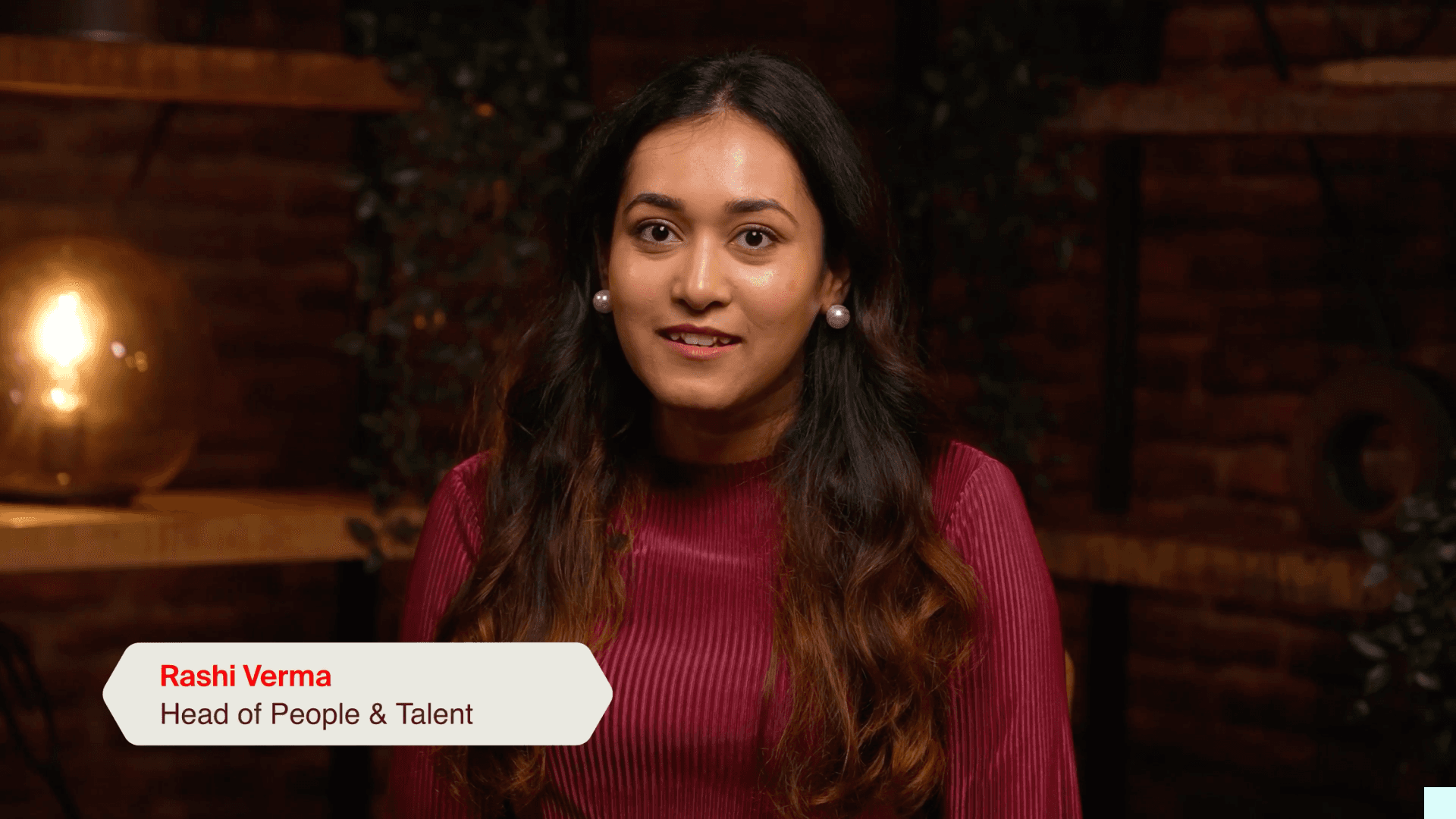 Beehive thumbnail vidéo d'annonce