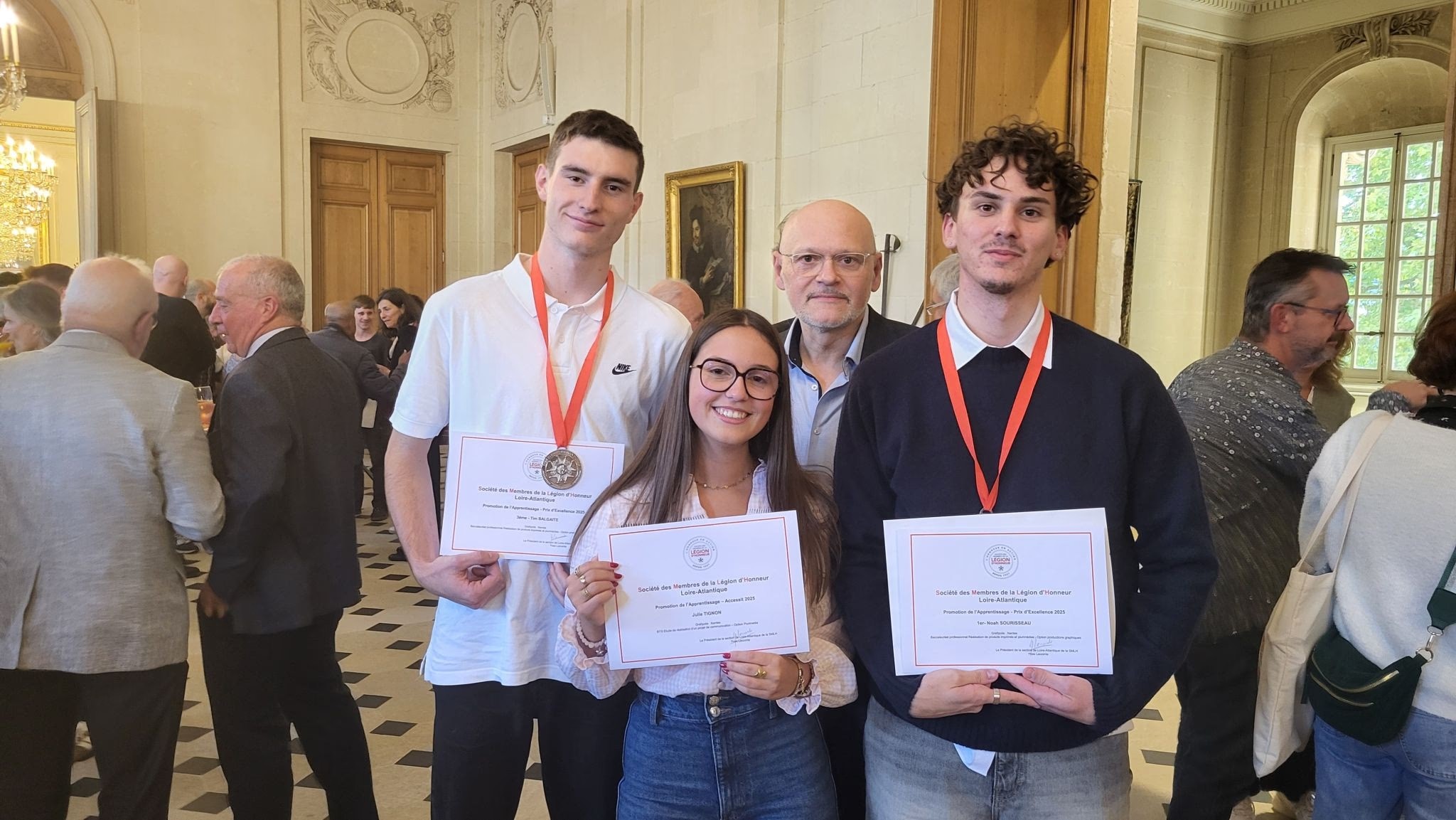 Image avec d'autres personnes de la promotion