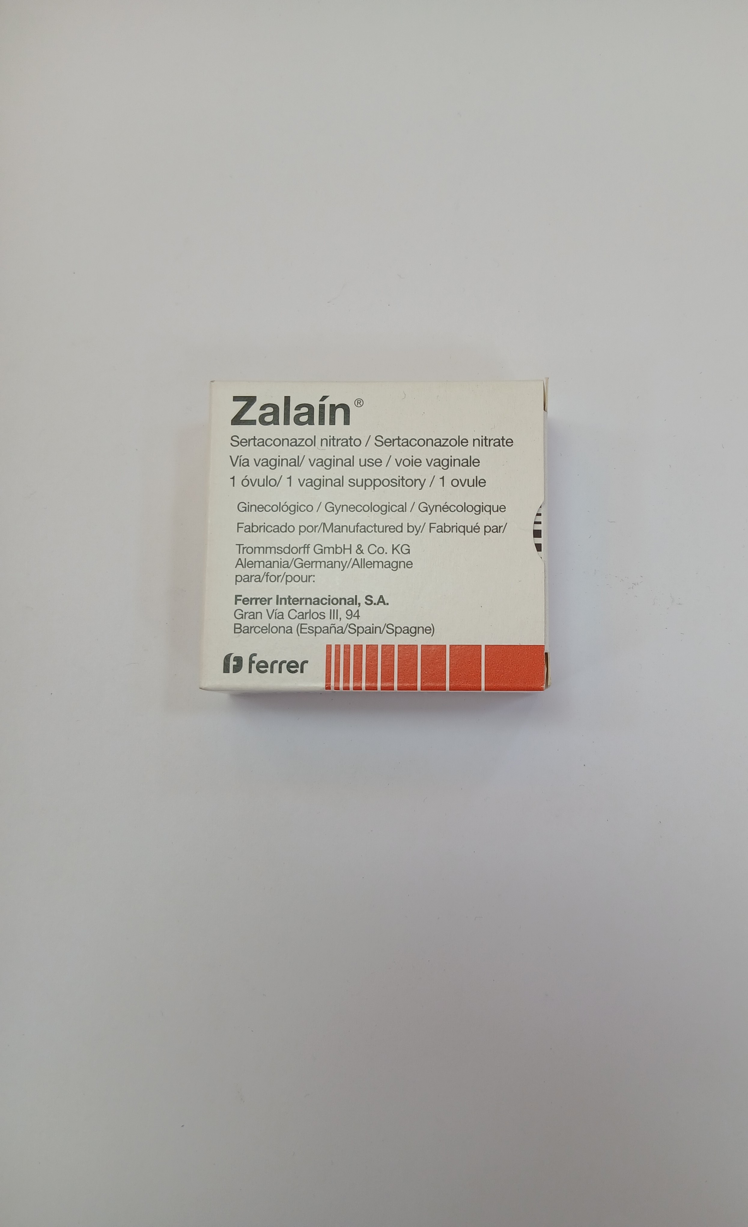Zalain 300mg vaginal ovules single-dose sachet in white blister pack.