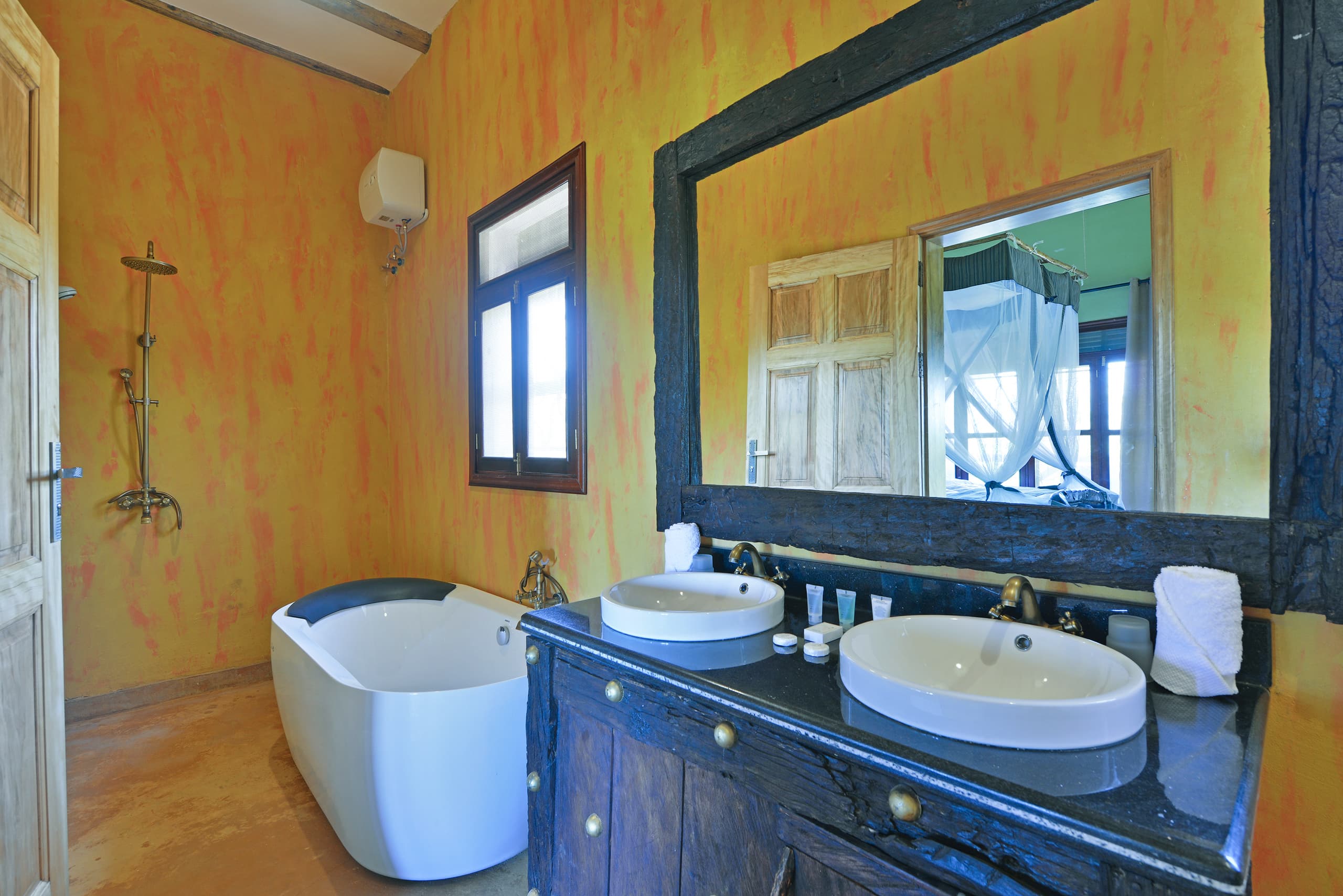 Buffalo Safari Lodge